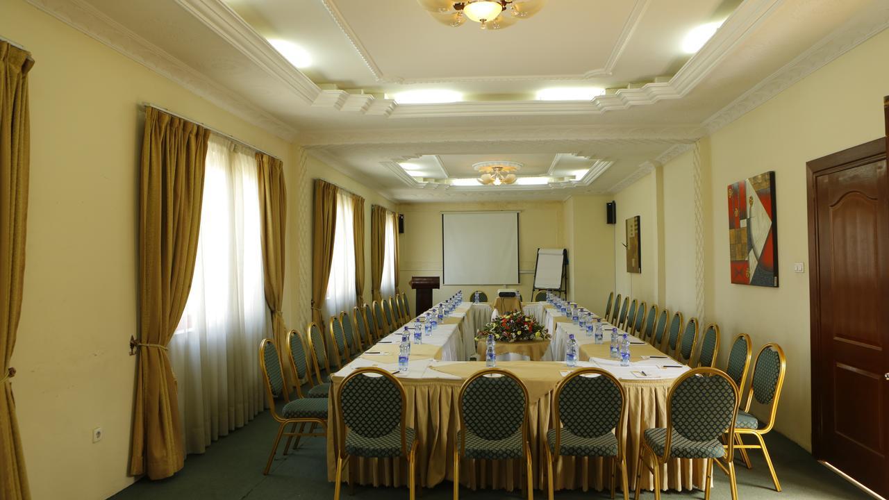 Wassamar Hotel Addis Abeba Exterior foto